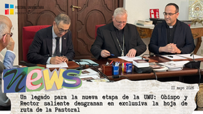 El obispo de Cartagena, Mons. Lorca Planes, y el rector saliente de la UMU, José Luján, durante la firma del convenio institucional.