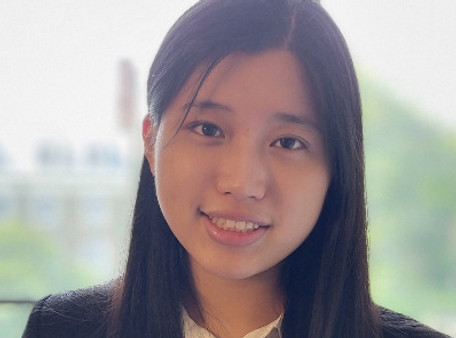 Grace Zhang Headshot (1)_edited.jpg