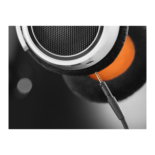 Thumbnail: Neumann NDH 30 Studio Headphone