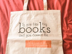 Blog Tote Bags are in the building. And they look BEAUTIFUL