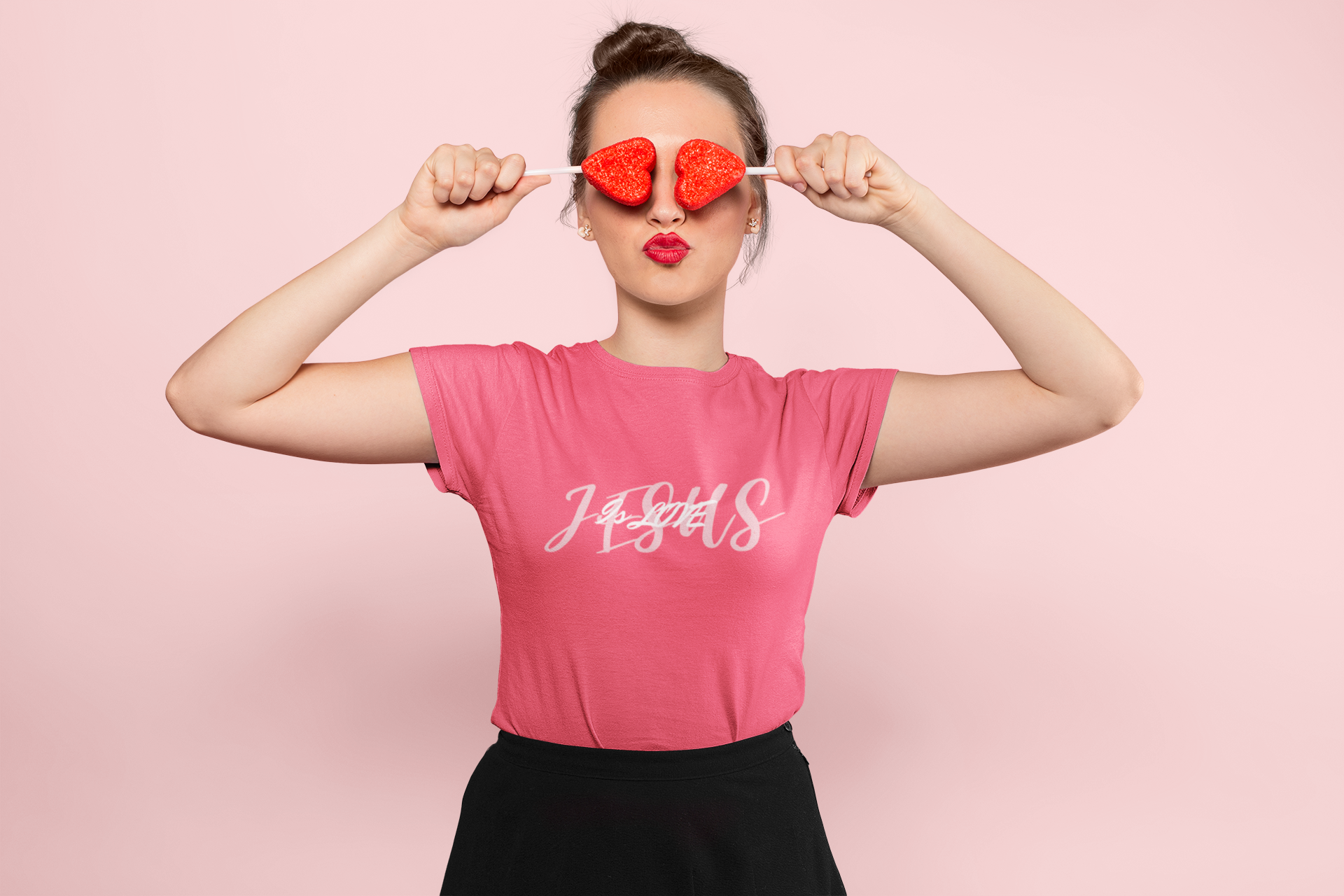 Jesus Is Love - Tshirt