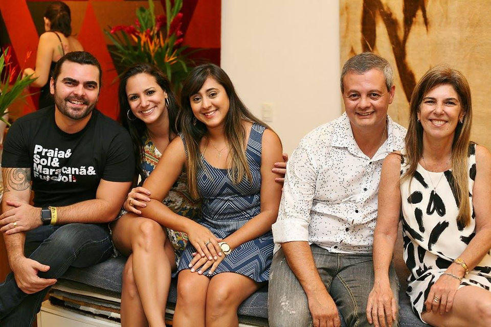 Tom_Fernandes,_Jeanny_Machado,_Rachel_Nascimento,_Leandro_Braz_e_Isabella_Matarazzo_-_Cópia
