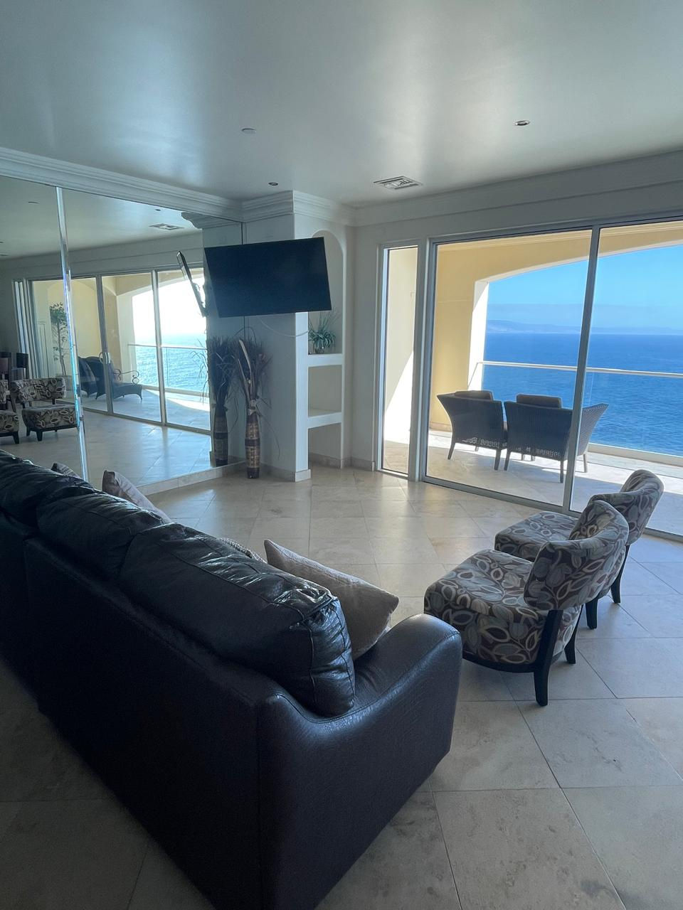 Miniatura: Condominios en renta a largo plazo, Carretera Tijuana-Ensenada, Las Olas Grand.