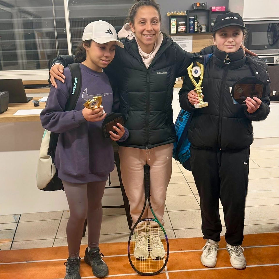 Sabrina Nekmouche, Syrine Chraibi, coach Selya Rakki TMC La Cigale