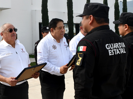 Se gradúan elementos de la Guardia Estatal del Curso Básico de Motociclismo