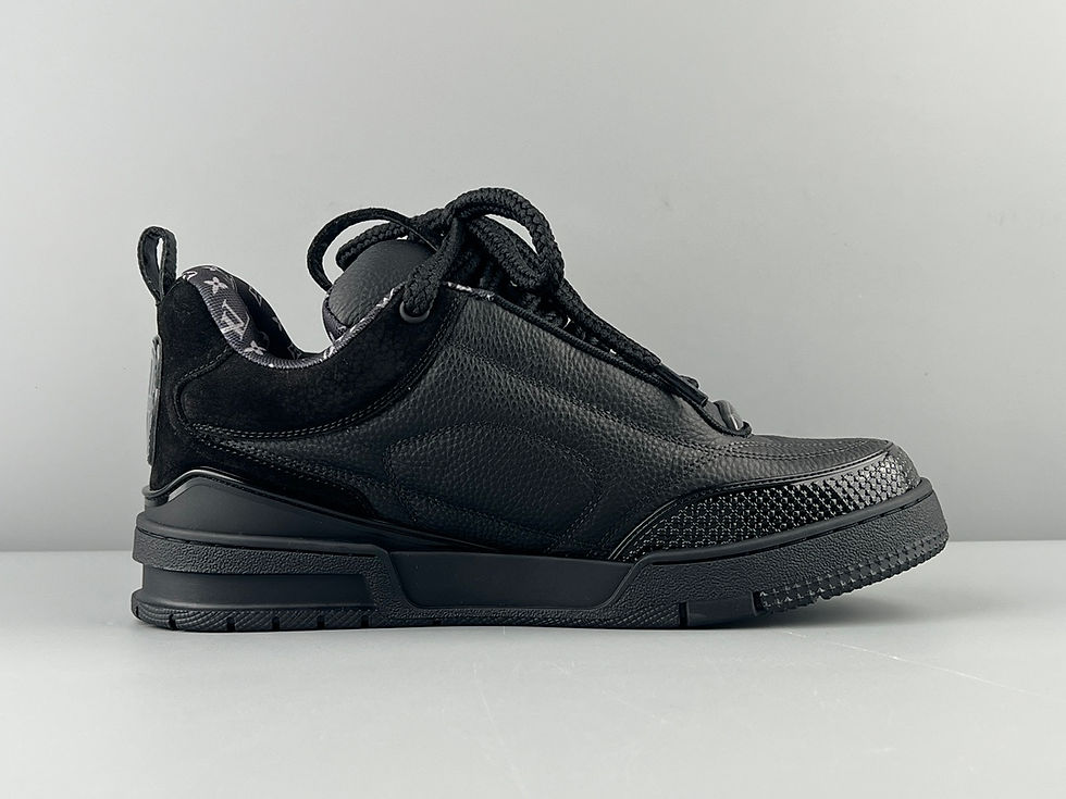 Thumbnail: LV SNEAKERS