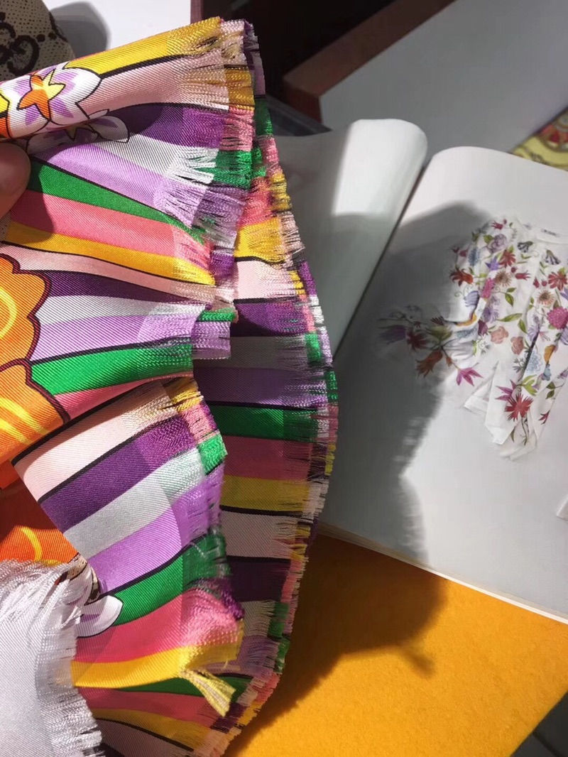 Thumbnail: GUCCI SCARF