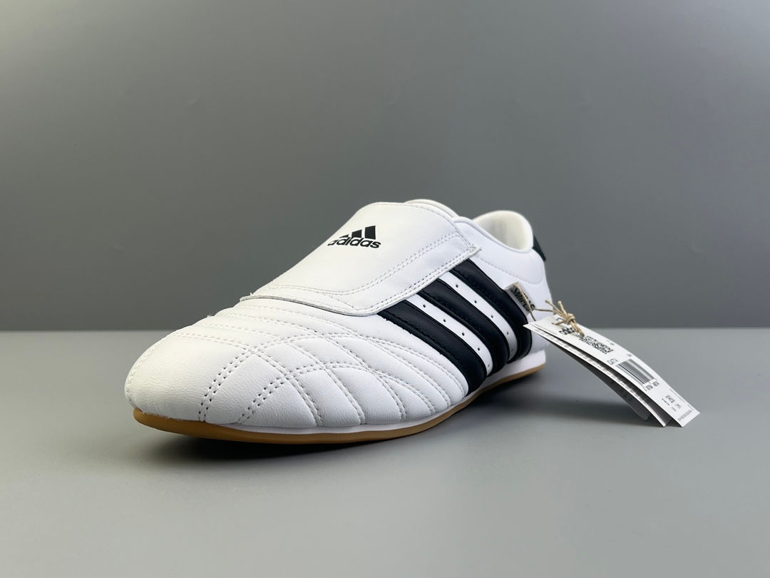 ADIDAS TAEKWONDO