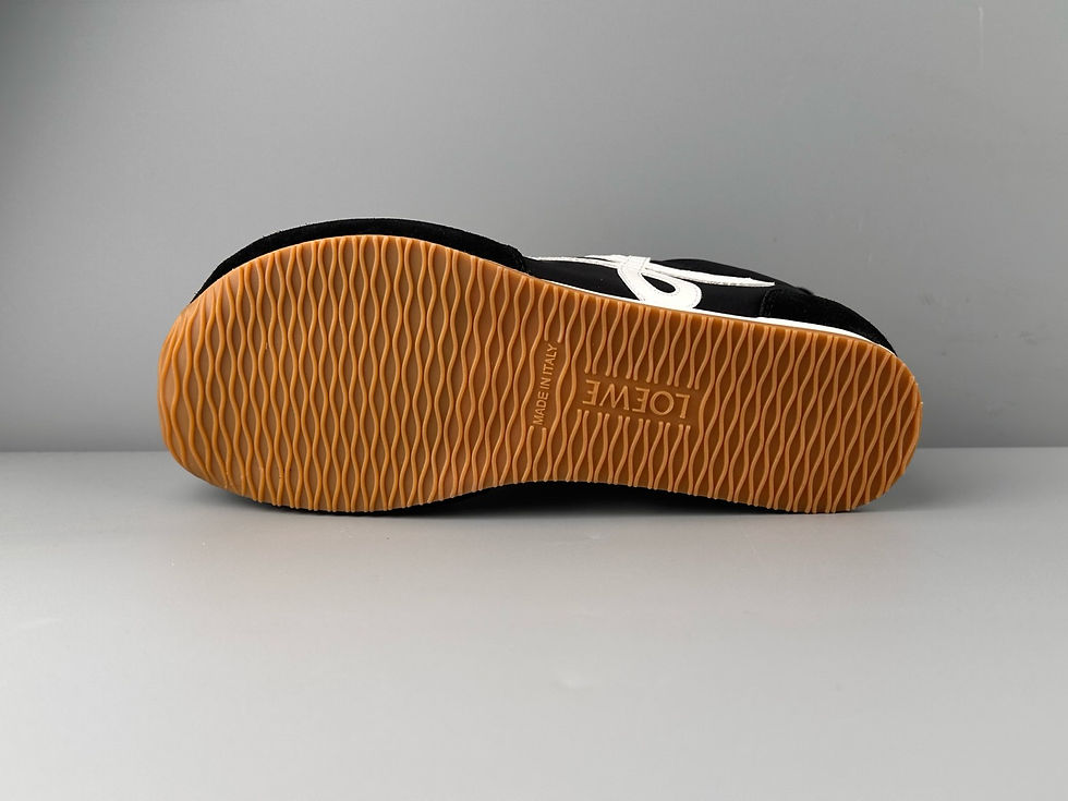 Thumbnail: LOEWE BALLET RUNNER 