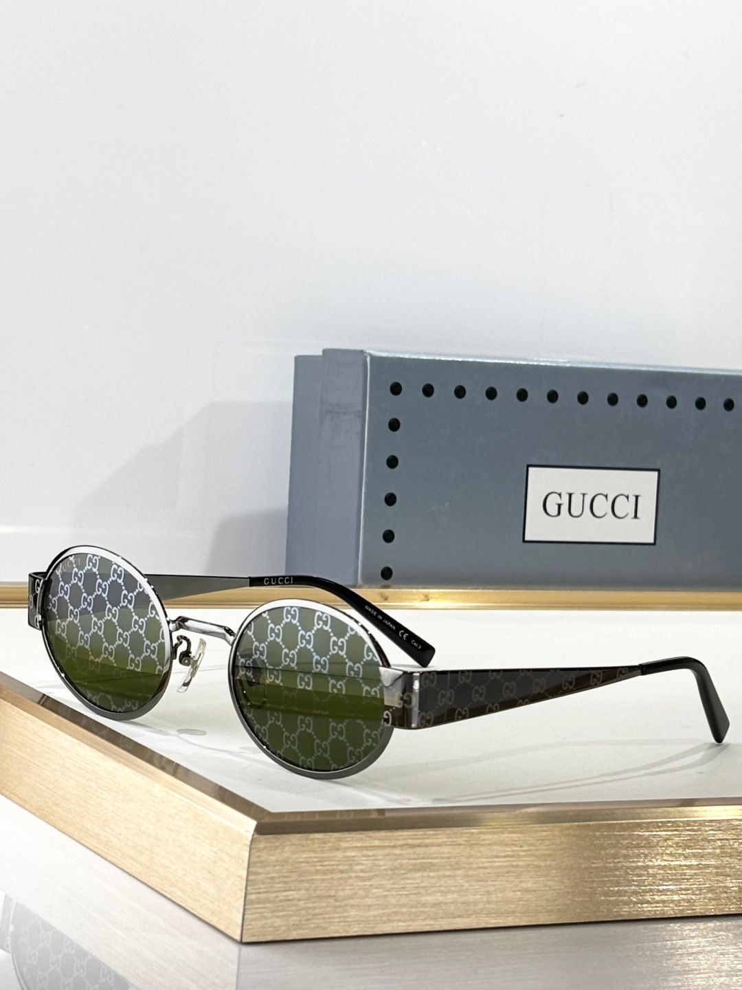 GUCCI GLASSES
