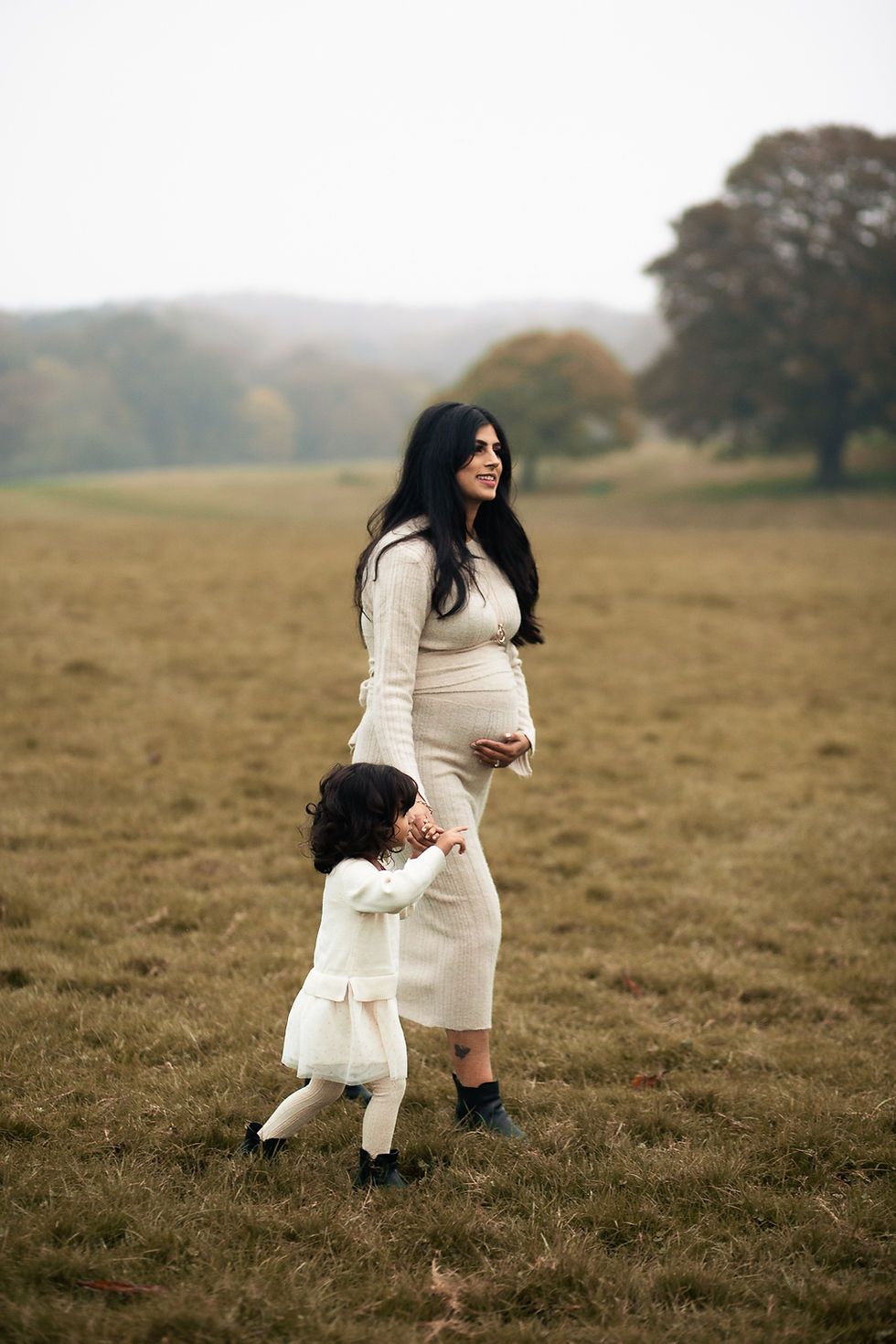 Maternity Photos Made Easy: How to Prepare For A Stunning Session