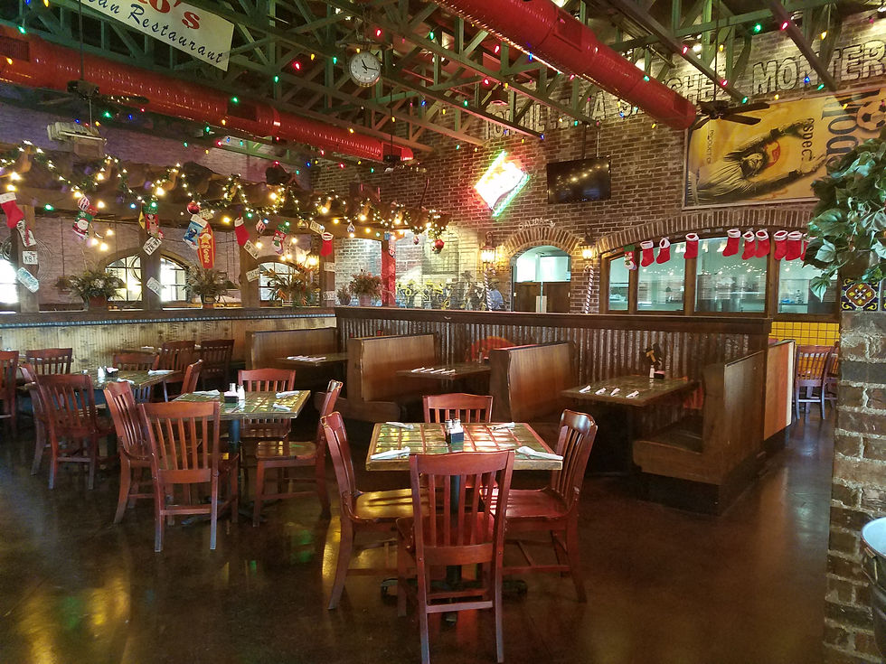 Beto's Main Dining