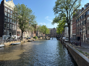 Gemeinsam durch Amsterdam: Ein Abschied mit Highlights