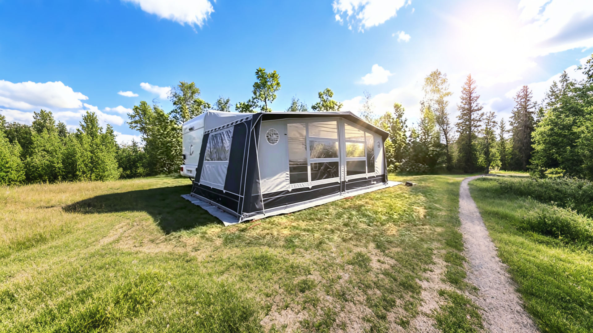 Isabella Opus 300 caravan awning size 14/15 (1000cm) with CarbonX frame and 3m depth in excellent used condition.