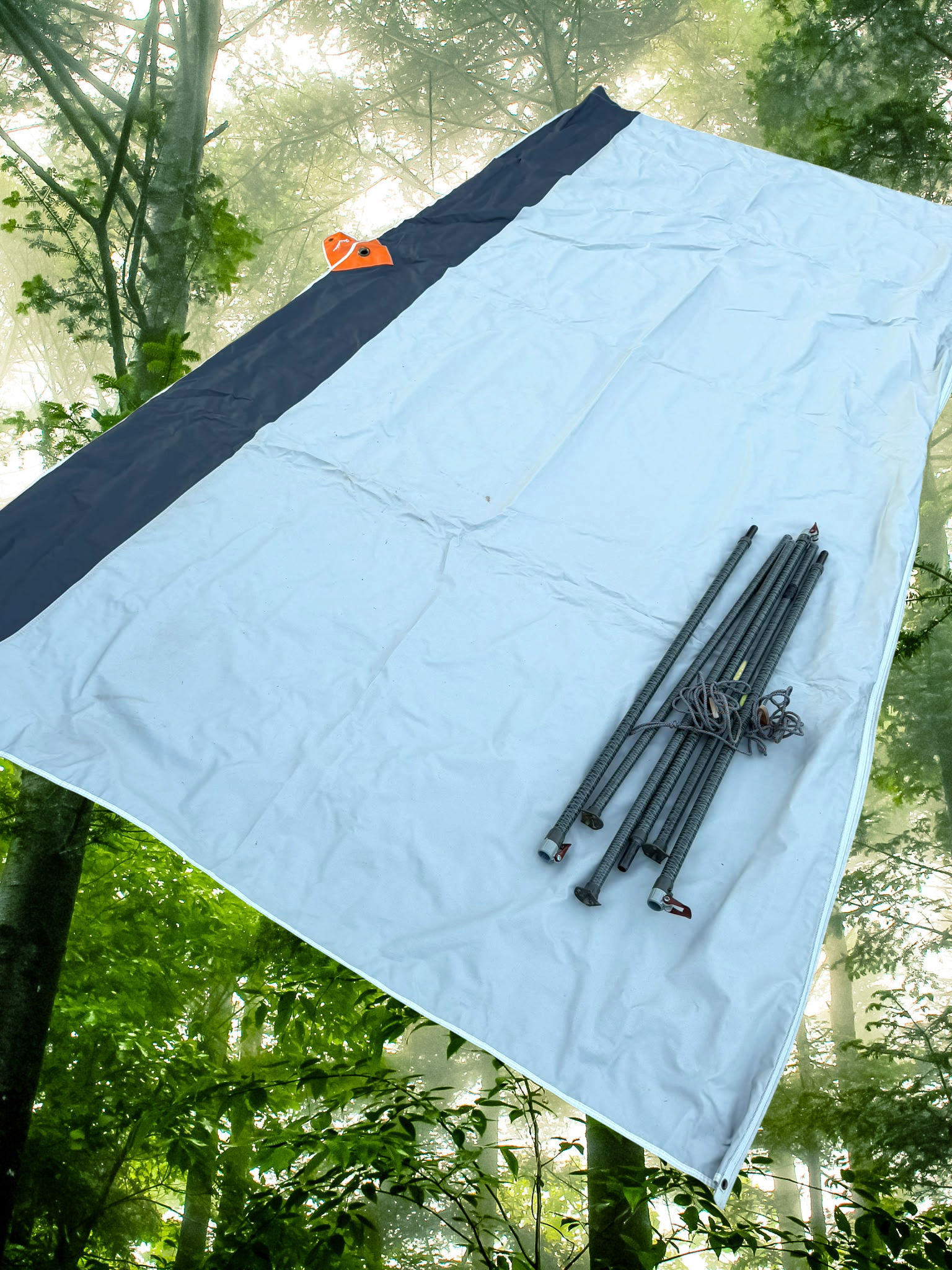 Isabella Shadow 400 caravan sun canopy with CarbonX frame