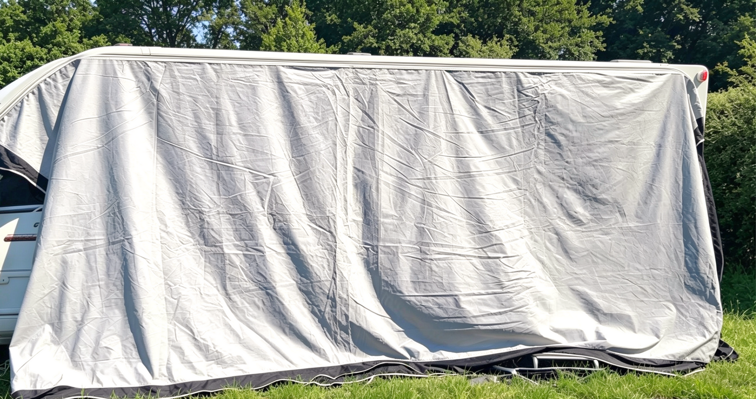 Dorema Starcamp Tourer caravan awning Size 10 (875–900cm) with carbon fibre frame in excellent used condition.