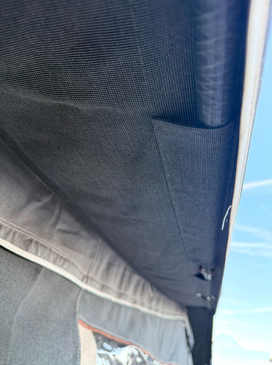 Isabella Capri Coal A1100 G21 full caravan awning with CarbonX frame