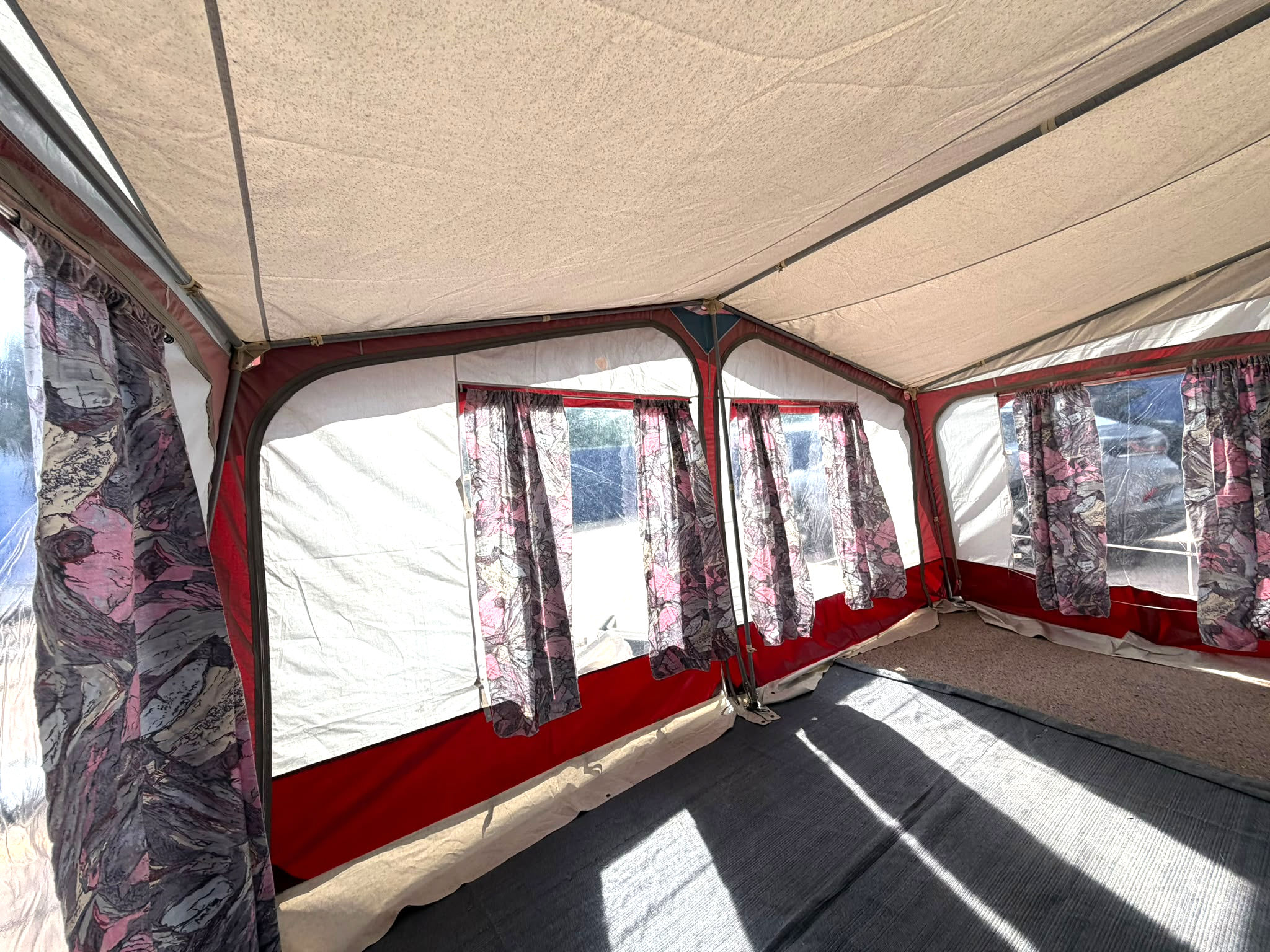 Bradcot Accolade Burgundy Size 9 850–875cm full caravan awning with fibre frame and curtains