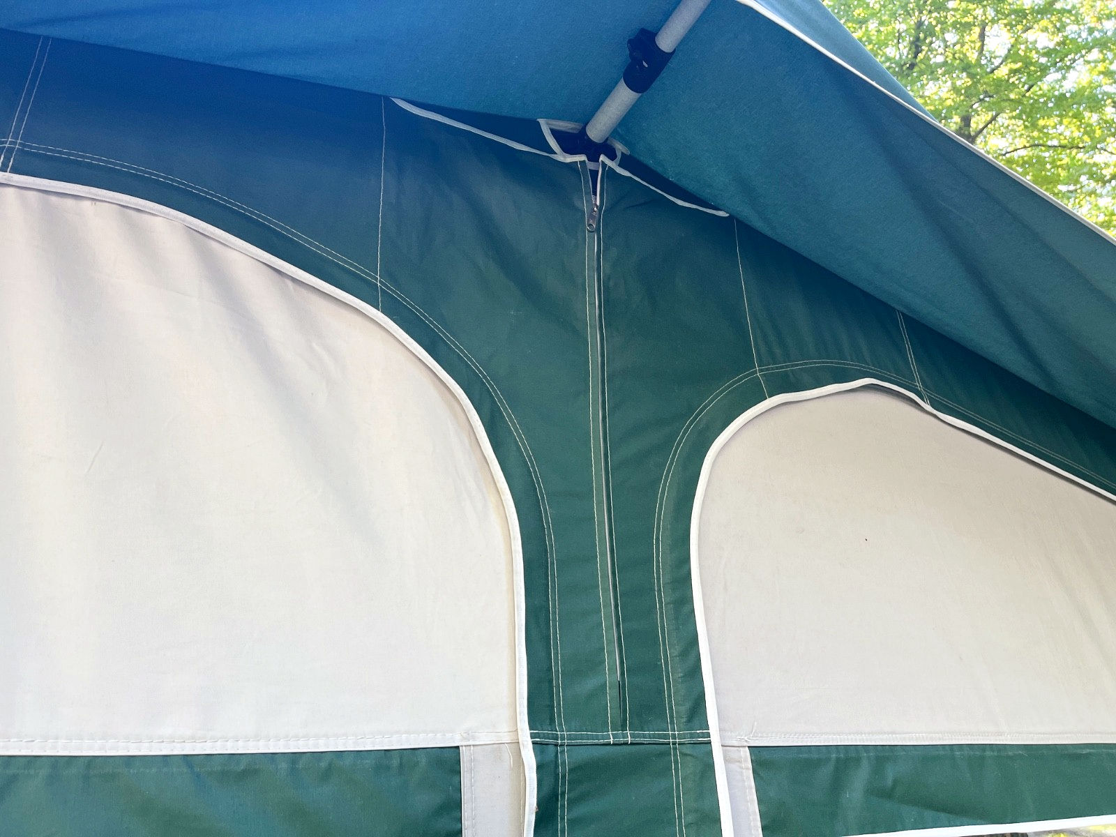 Dorema Daytona 240 green Size 16 caravan awning with FibreTech frame