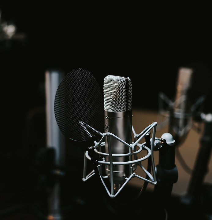 Microphone_edited.jpg