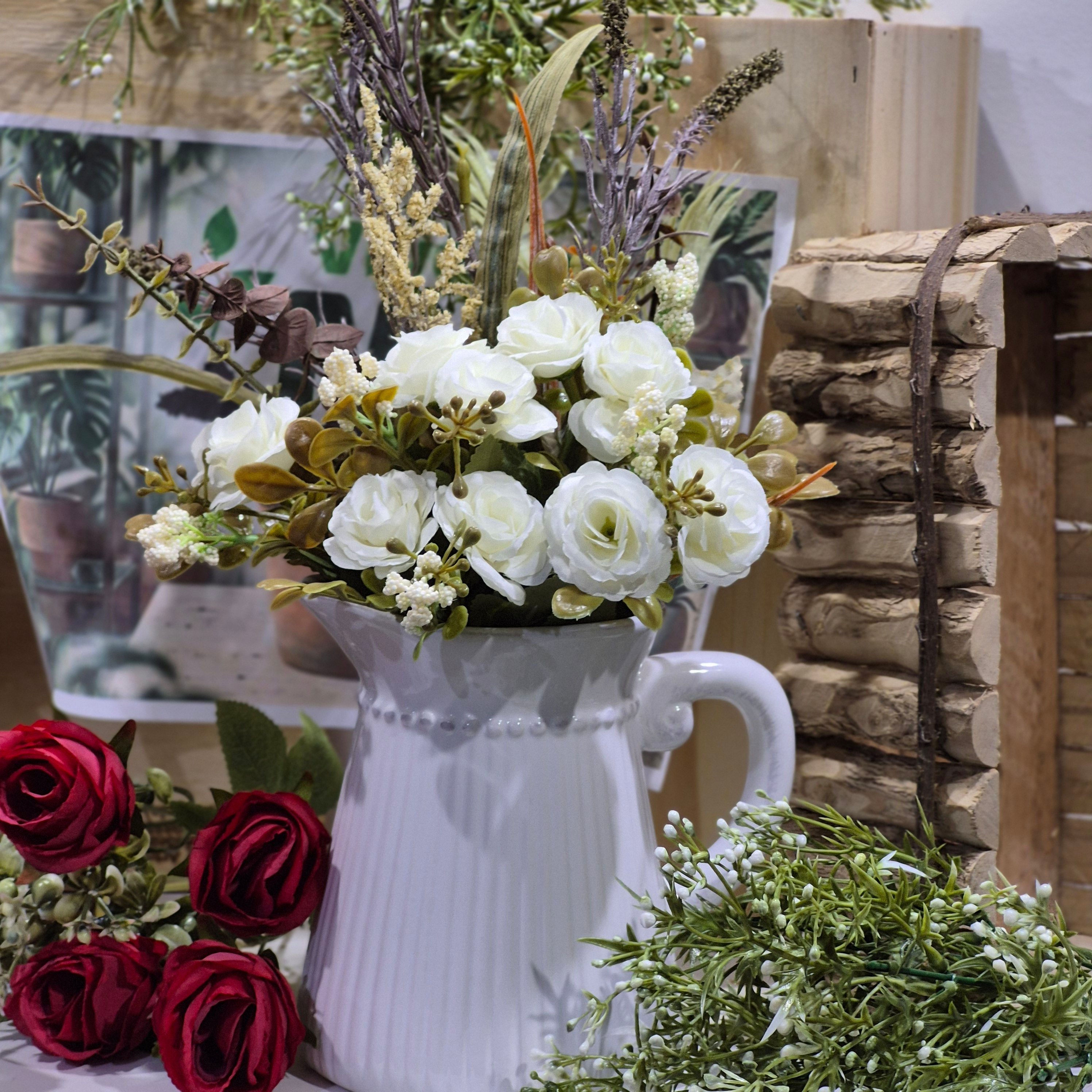 Arranjo Flores Artificias em Vaso de Cerâmica