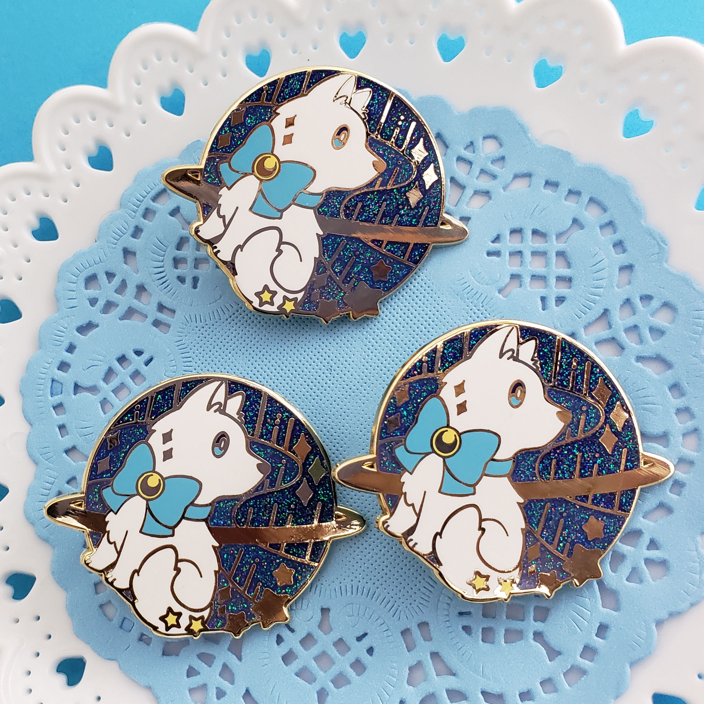 Stargazers' Dream: Snow Pup Under Aurora