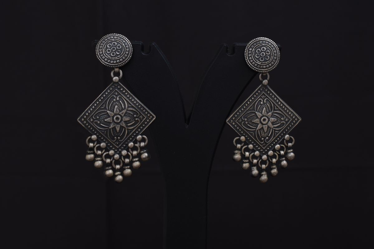 Lasya Silver Earrings PSLA180102A