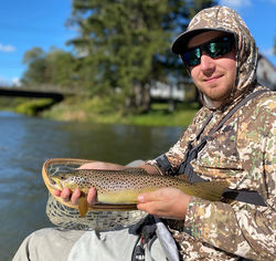 22DDA280-CA46-4892-BC06-AA75F60458EB