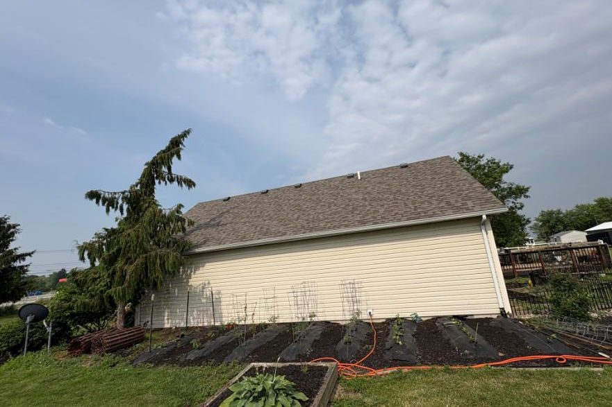 Toledo Roofer - Ace Roofing and Gutters of Toledo - Roofer Near Me - Quality Roof Installation Toledo