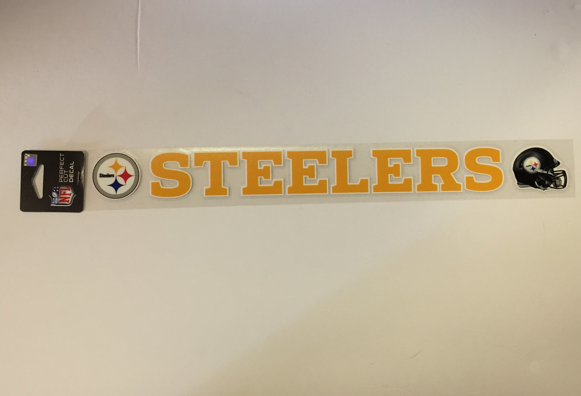 Pittsburgh Steelers 17" Helmet & Emblem Perfect Cut Decal