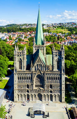 Nidarosdomen, d'inspiration anglo-normande