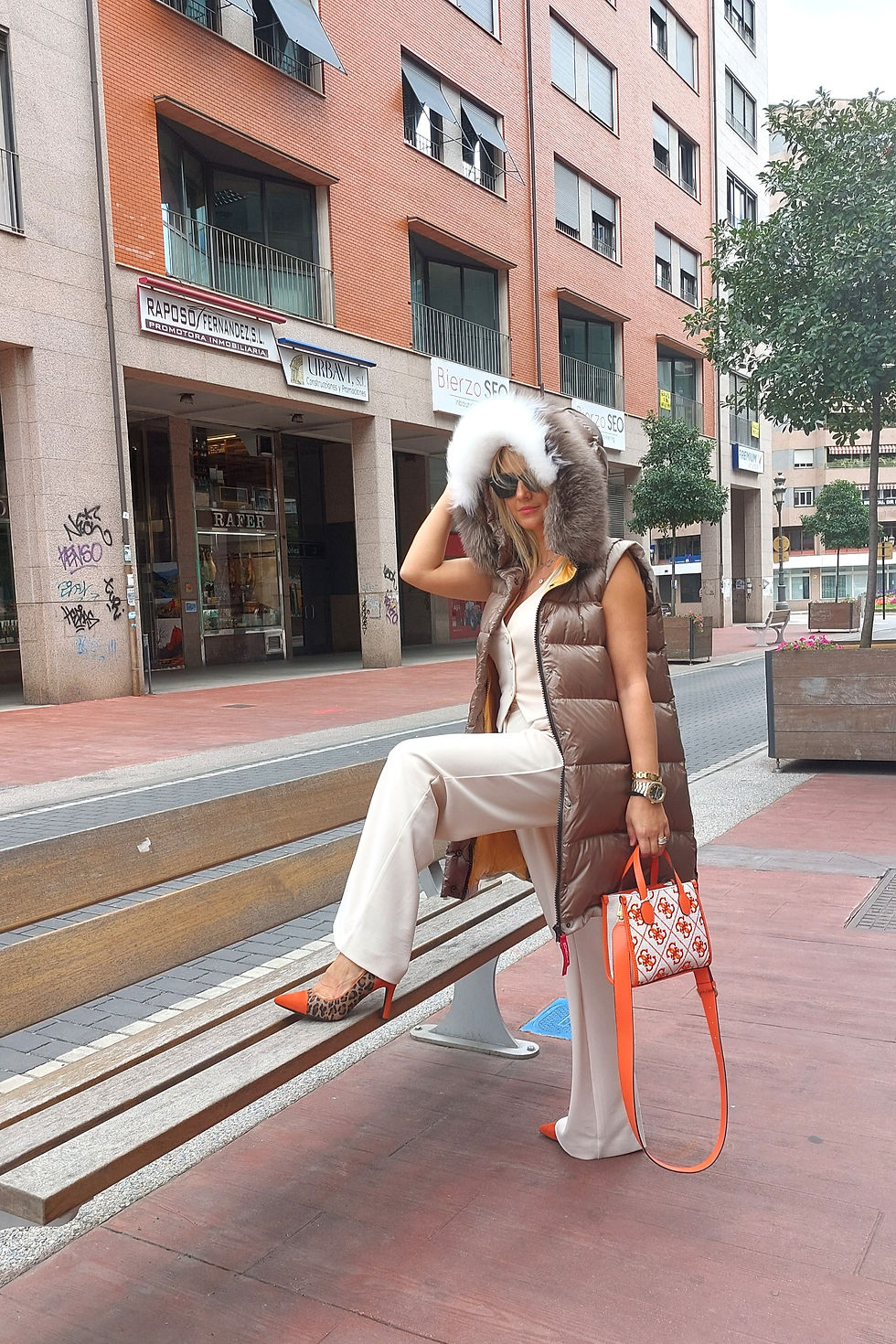 Miniatura: CHALECO DICHI VENUS FOX