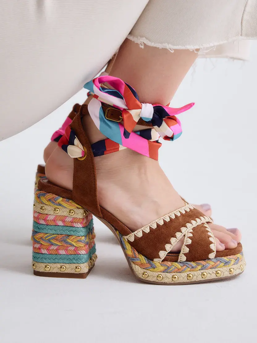 Miniatura: Sandalias Exe multicolor pañuelo al tobillo