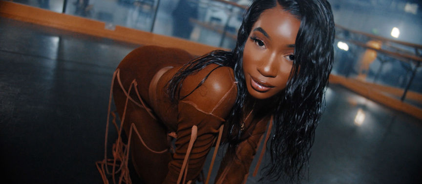 SHAMIM is a Hopeless Romantic in New Single "U R ME"
