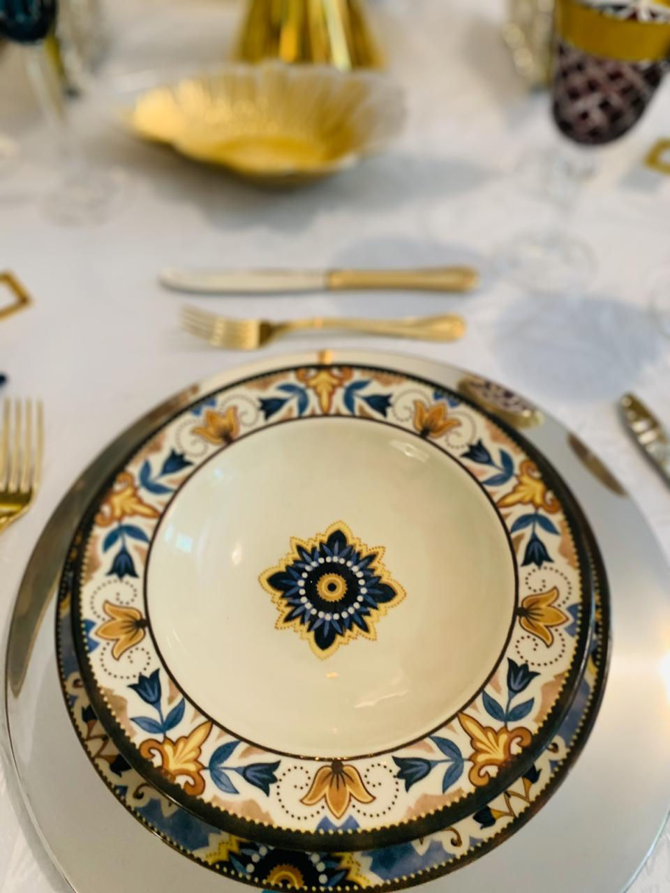 Miniatura: Aparelho de jantar com 12 peças Esmirna