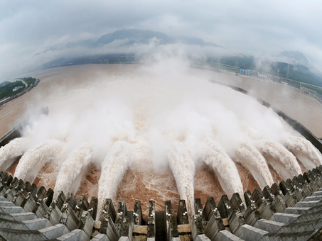 InsĂłlito: Una mega represa china cambiĂł el eje de la Tierra y alargĂł los dĂas