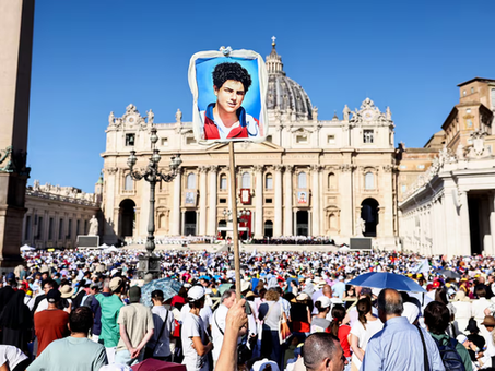 Golpeando las puertas del cielo: El primer "santo millennial" finalmente pudo ser canonizado