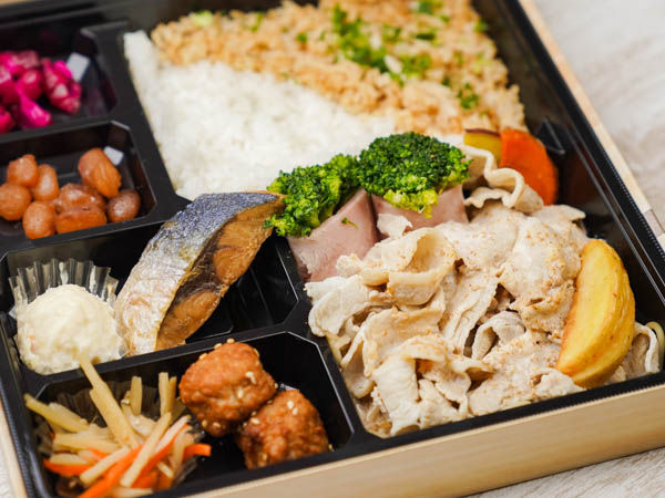 サムネイル： 【板前かずよし】19.満福ごまだれ豚しゃぶ弁当