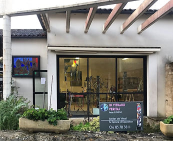 vitraux in vitraux veritas