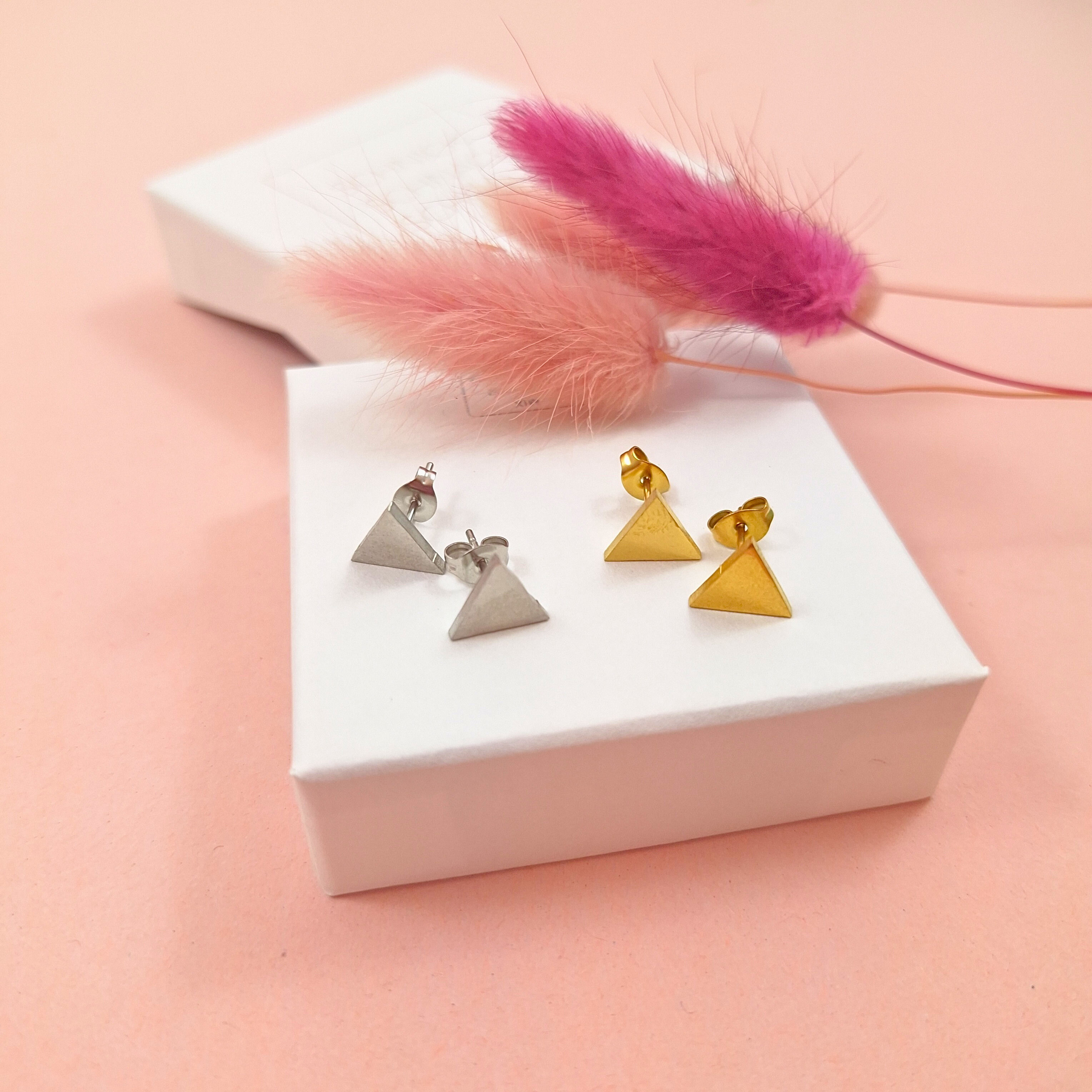 Dreieckige Ohrstecker