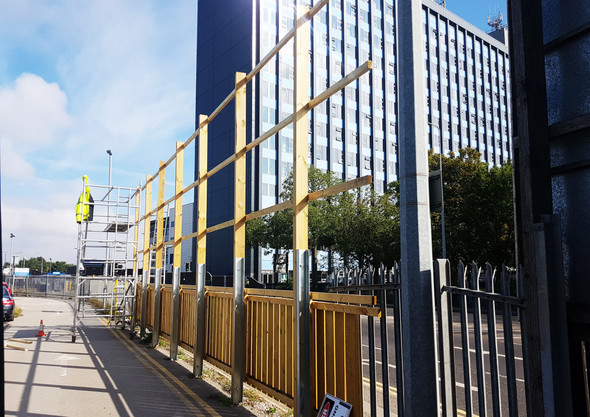 Phase 3 - Timber Horizontals & Picket Fence Installation