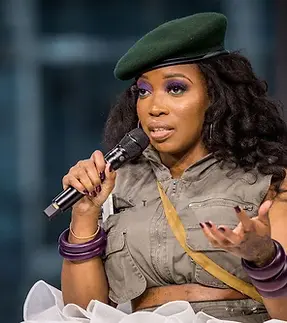 Headshot-Jeannine Cook.webp