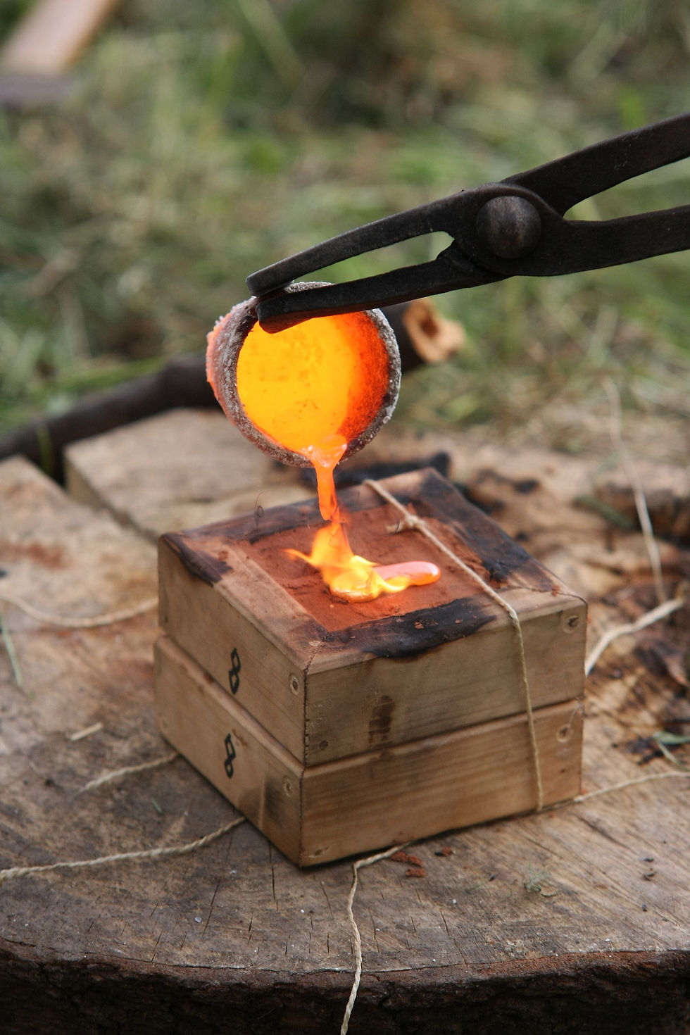 casting bronze
