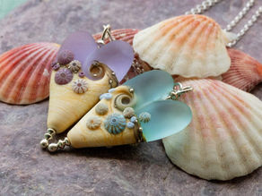 The Science Behind the Colours of Coastal Jewellery