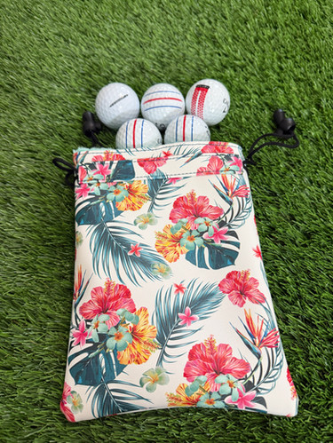 Tropical Vibes Golf Ball Pouch | gloriousgolfers