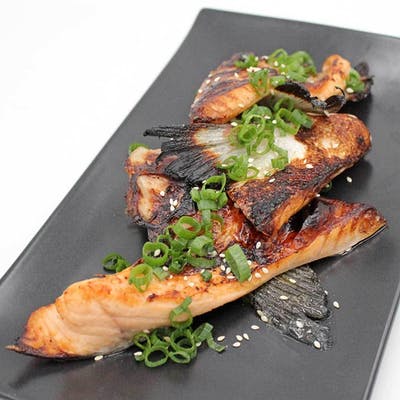 Salmon Kama