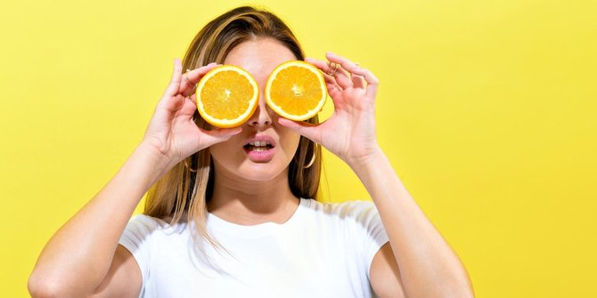 1 Buah Jeruk Bisa Cegah Macular Degeneration