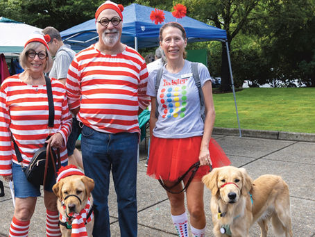 Public Pay Tribute to Guide Dogs for The Blind