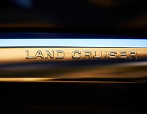 LandCruiser.jpg