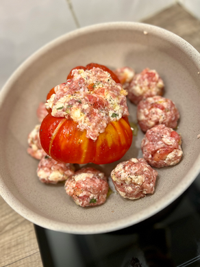 Tomates farcies, mozzarella et népita